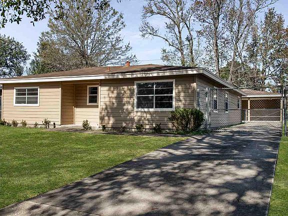 2nd image of 3830 Broadmoor Dr