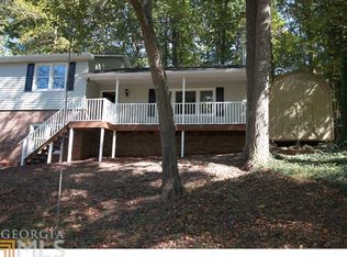 132 Creekview Dr, Woodstock, GA