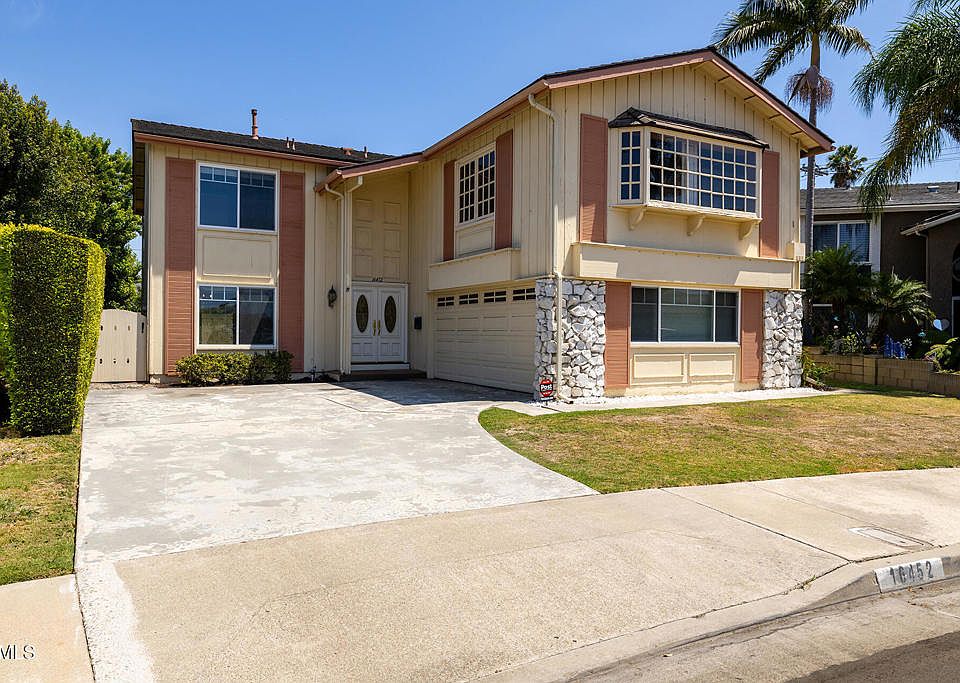 1st image of 16452 Whittier Ln
