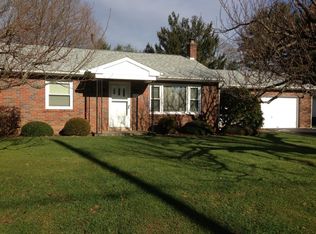 3335 Mountain Ave, Springtown, PA 18081