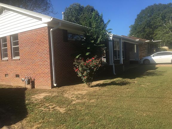 3rd image of 1005 Creekwood Dr