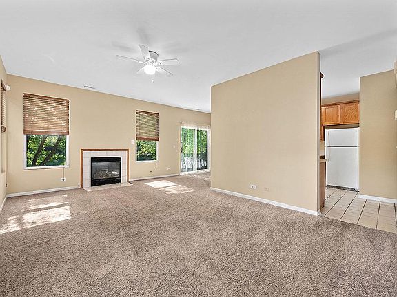 2nd image of 3940 Granite Ct Unit 3940