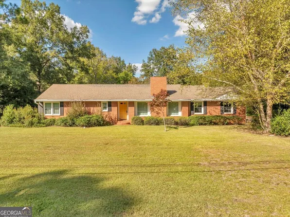 1805 Kings Chapel Rd, Perry, GA 31069