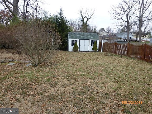5th image of 112 Oak Ave