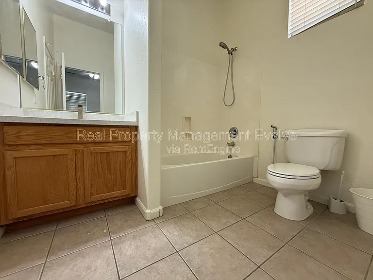 281 W Flamingo Dr — Photo 36