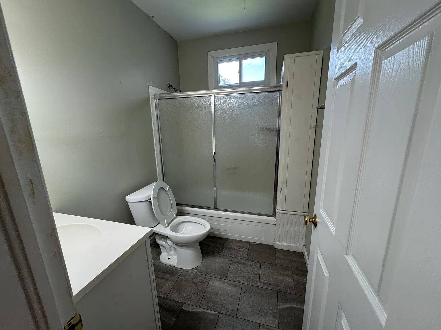 2 bed, 900 sqft, $1,200 — Photo 4