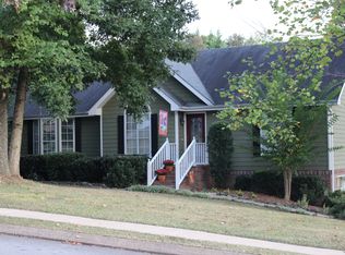 702 Ashbrook Dr, Hixson, TN 37343