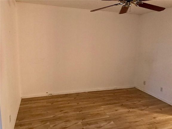 3rd image of 251 SW 132 Way #204H