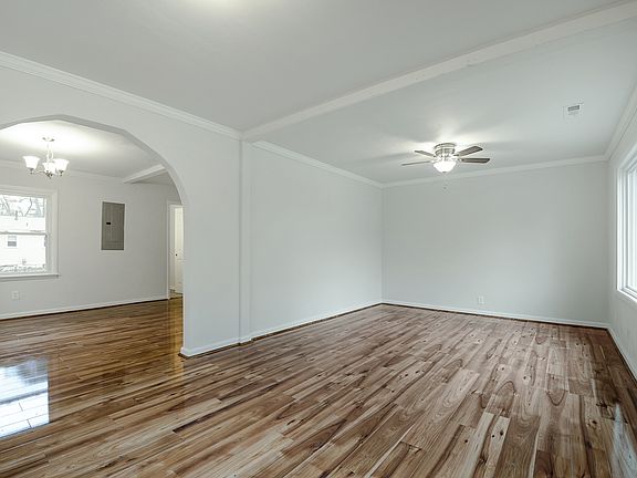 5th image of 118 Wilson St