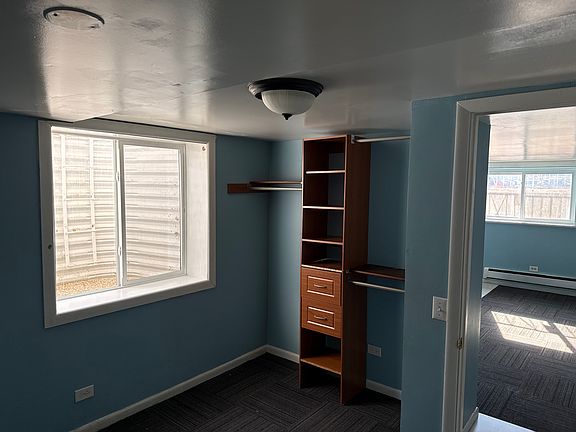 5th image of 353 S Belmont Ave