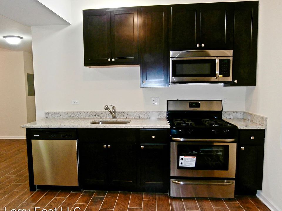1st image of 4746 N Sacramento Ave #3194047