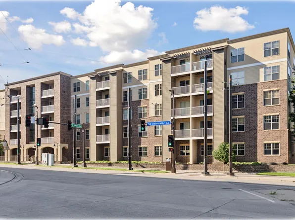 2900 University Ave SE APT 208, Minneapolis, MN 55414