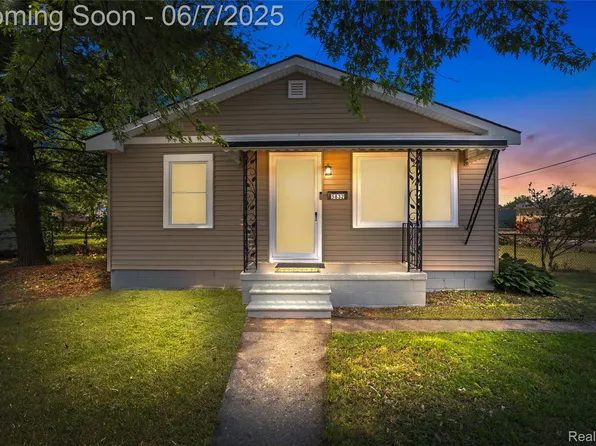 5832 Wilkie St, Taylor, MI 48180