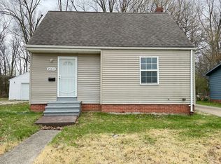 25510 Benton Ave, Euclid, OH 44132