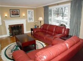12 Trinity Ct, North Andover, MA 01845