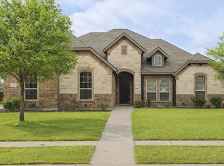 134 Water Garden Dr, Waxahachie, TX 75165