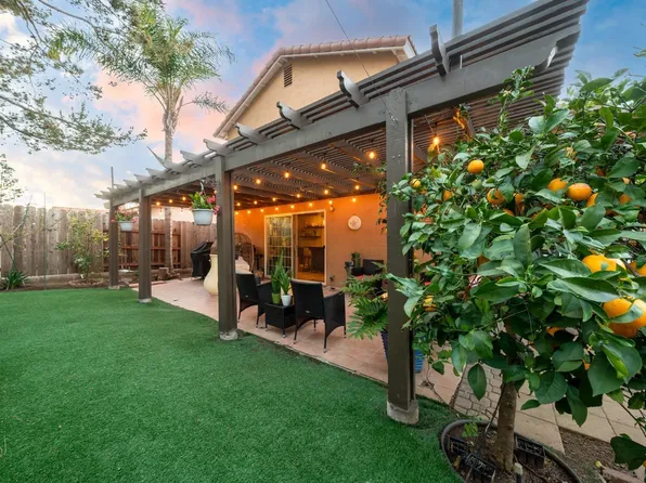 18097 Valladares Dr, San Diego, CA 92127
