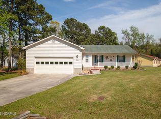 319 Eider Loop, Jacksonville, NC 28540