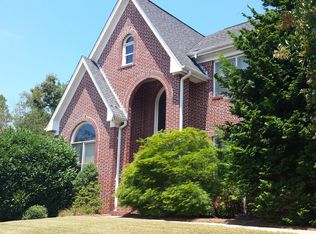 220 Settindown Ct, Roswell, GA 30075