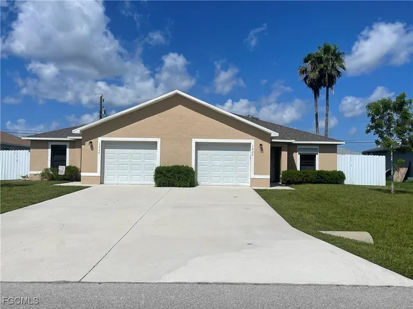 1020 NE 8th Pl, Cape Coral, FL 33909