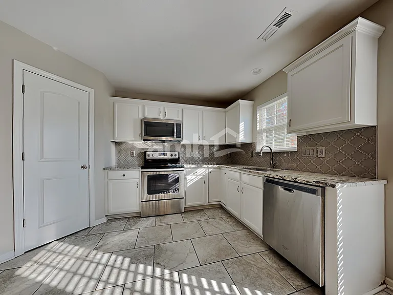 4983 Old Towne Village Cir — Photo 3