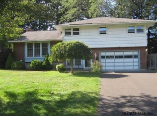 172 Ormond St, Albany, NY 12208
