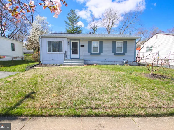 5522 Duchaine Dr, Lanham, MD 20706