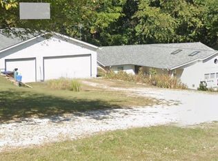 389 Highway Y, Winfield, MO 63389