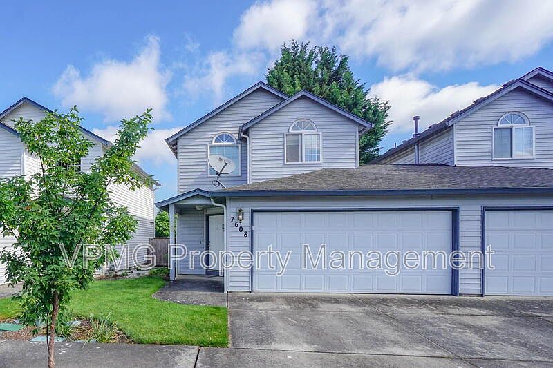 1st image of 7608 NE 52nd St