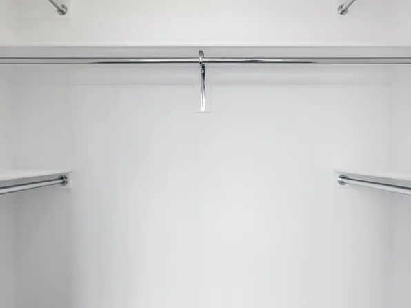 75 Park Lane South image 20 of 38