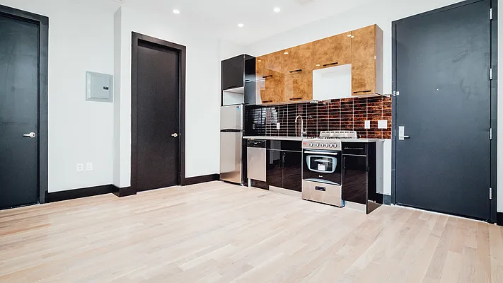 Rented by Nooklyn NYC LLC | media 4