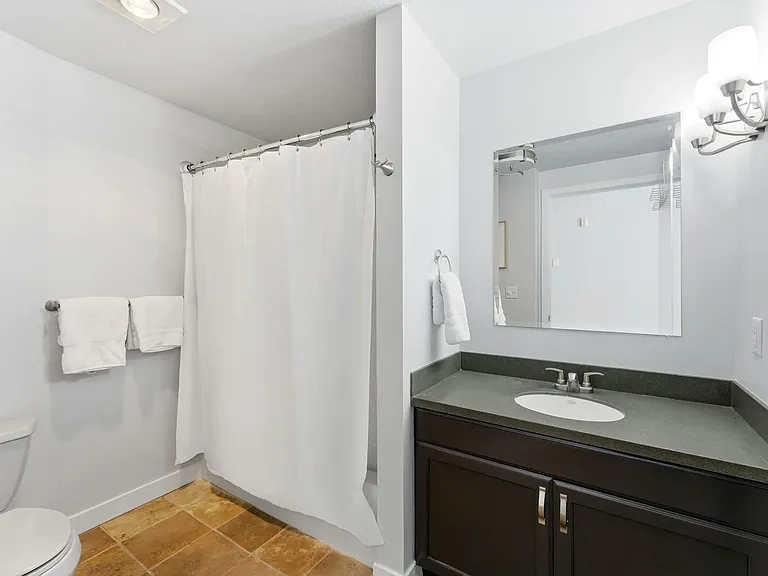 1364 W Stillwater Dr #2017 — Photo 2
