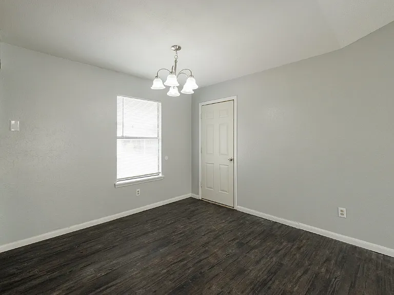 3874 Georgetown Dr — Photo 14