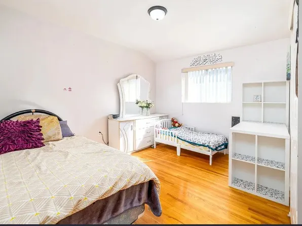 51 Georgetown Lane image 12 of 15