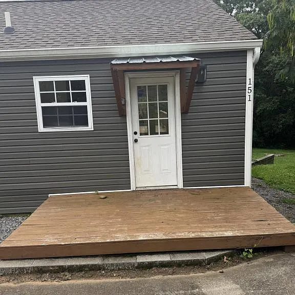 151 Hamilton Cir — Photo 2