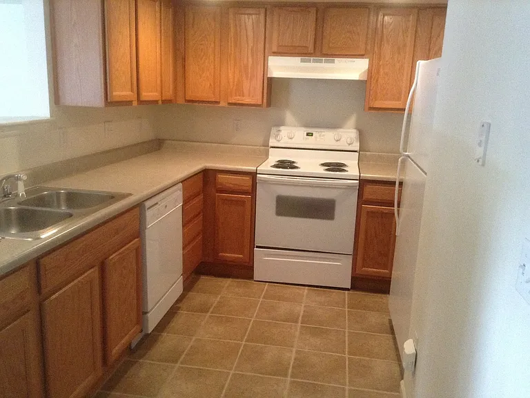 323 Arkel Way — Photo 2