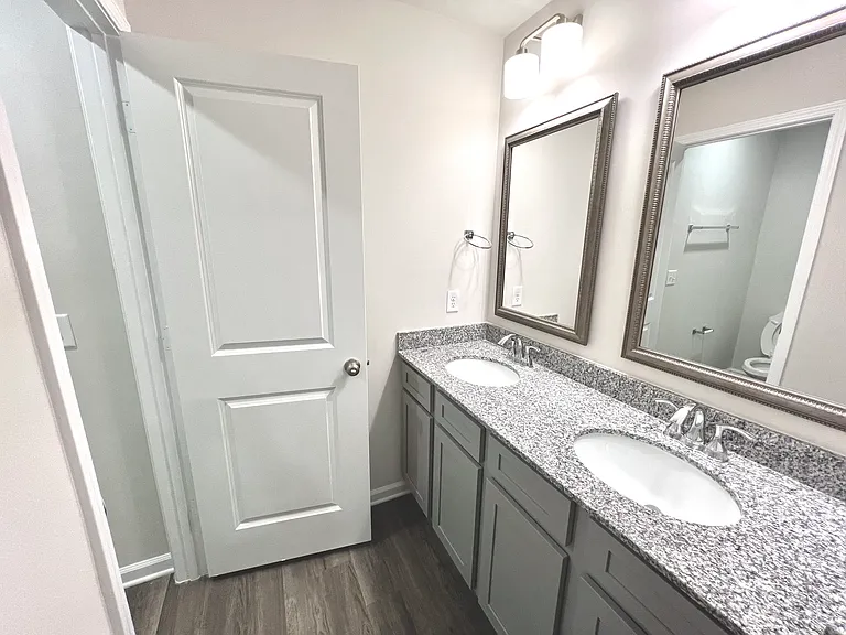 60 Ruffian Ct — Photo 49