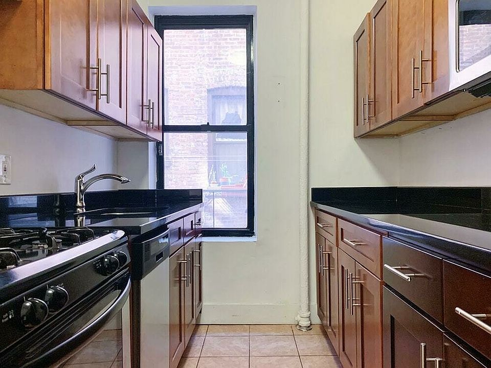 1st image of 250 Pacific St #8A