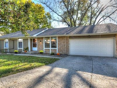 5906 NW Oak Cv, Kansas City, MO, 64152