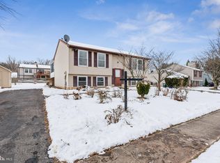 1322 Hillcrest Dr, Frederick, MD 21703