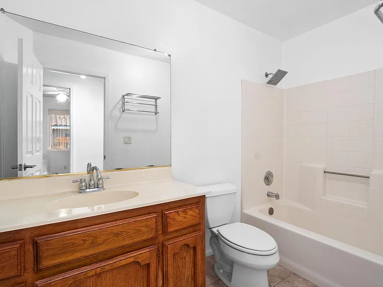 10717 Keller Dr — Photo 15