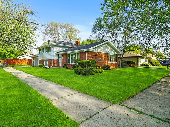 2nd image of 15201 Diekman Ct