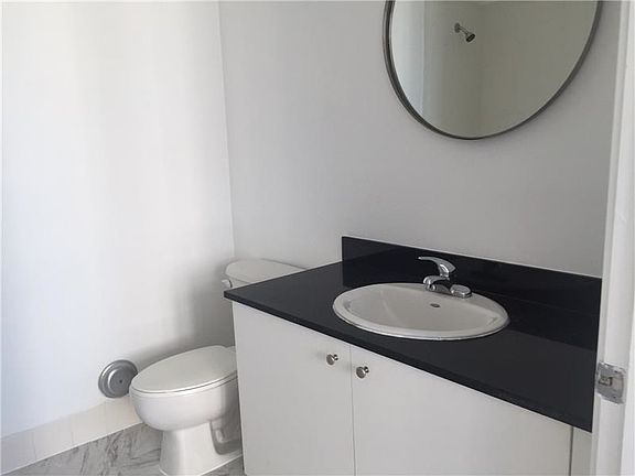 5th image of 2200 NE 4th Ave APT 1007