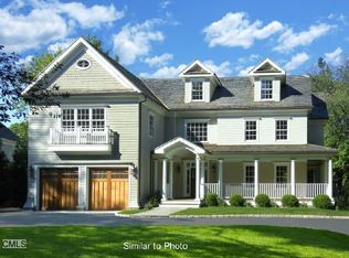 88 Fieldcrest Rd, New Canaan, CT 06840