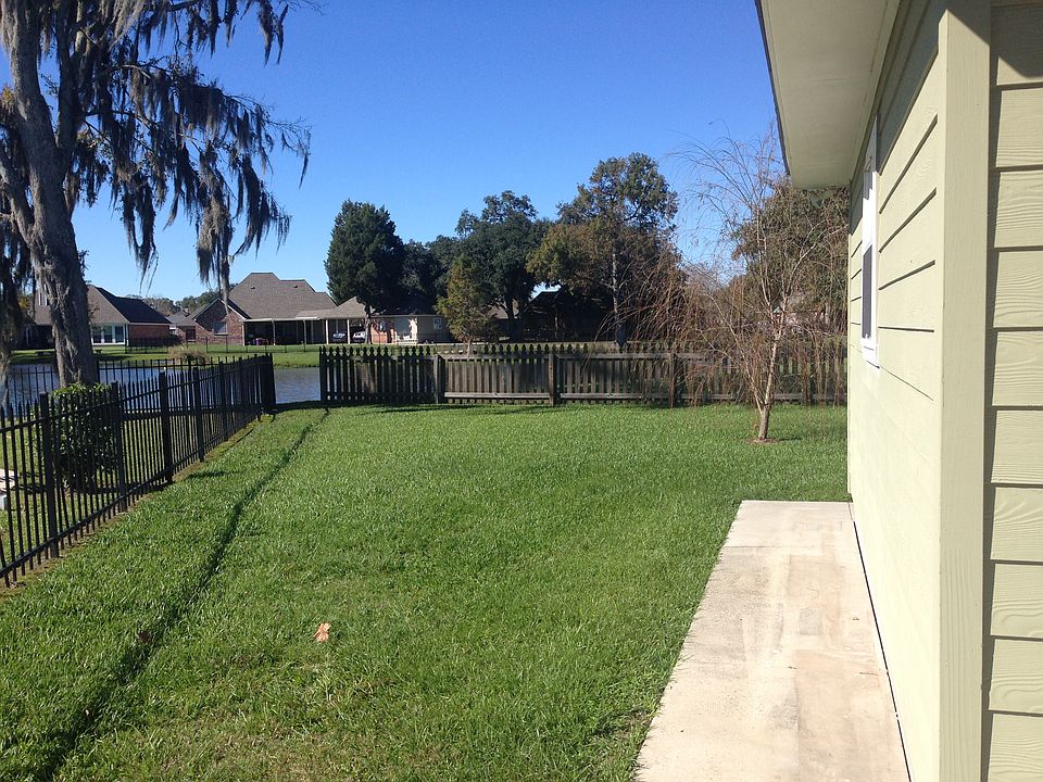 1st image of 15166 S Oakleigh Ln