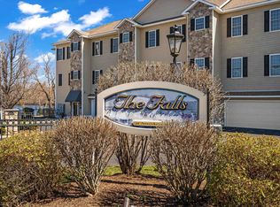 17 River Front Dr UNIT 7, Manchester, NH 03102