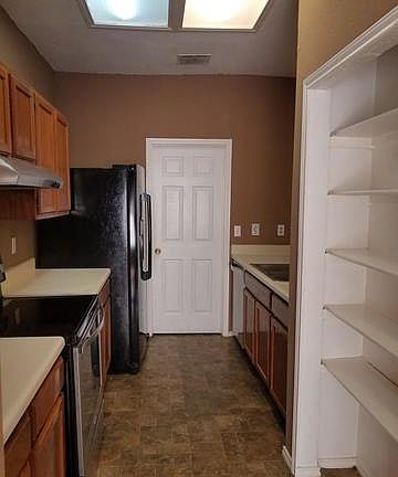 5th image of 10114 Cedarvale Dr