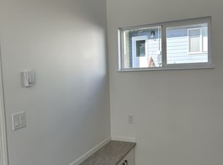 11835 54th St NW, Edmonton, AB T5W3M8