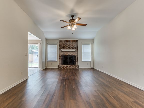 4th image of 17320 Sun River Ct