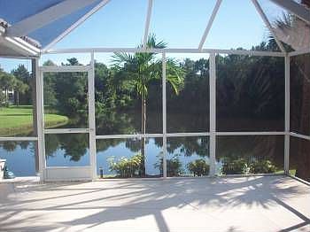 5th image of 674 Wiggins Bay Dr